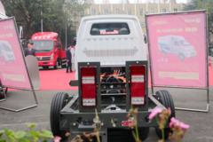 重汽王牌 翼狮 2.5T 4X2 3.3米单排纯电动微卡底盘53kWh