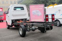 重汽王牌 翼狮 2.5T 4X2 3.3米单排纯电动微卡底盘53kWh
