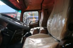 中国重汽成都商用车 力狮 270马力 6X4 5.3米自卸车(国六)
