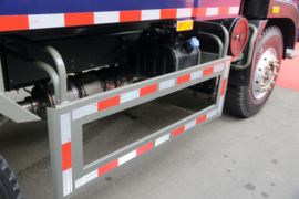 力狮&nbsp;自卸车底盘                                                图片