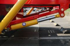 中国重汽成都商用车(原重汽王牌) 捷狮 220马力 排半轿运车 中国重汽成都商用车(原重汽王牌) 捷狮 220马力 排半轿运车