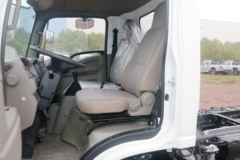 骐铃汽车 H300 116马力 4.125米单排厢式轻卡(中体)(JML5041XXYCD5)