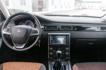 �������� T5 PLUS 2018�� ���ʰ� 2.8T���� 109���� ���� �ӳ����˫��Ƥ��ͼƬ