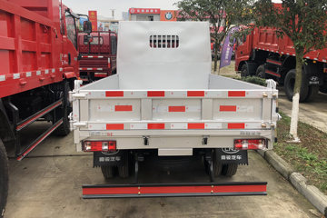 �Ͽ����� ��� 82���� 4X2 2.8����ж��(NJA3040SDC34V)ͼƬ