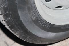 唐骏欧铃 赛菱F3系列 2.78T 3.08米单排纯电动厢式轻卡51.38kWh