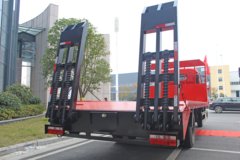 东风 福瑞卡F7 140马力 4X2 平板运输车(EQ5140TPB8GDDAC)