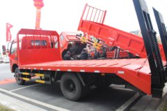 东风 福瑞卡F7 140马力 4X2 平板运输车(EQ5140TPB8GDDAC)
