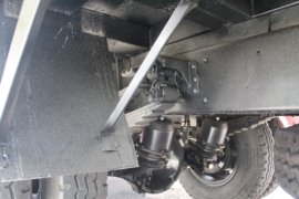 福瑞卡F7&nbsp;平板运输车底盘图片