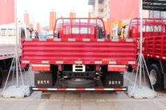 唐骏欧铃 K7系列 4X2 4.1米单排栏板轻卡(国六)