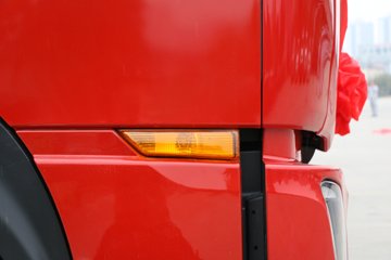 东风商用车 新天龙KL重卡 465马力 6X4牵引车(2.87速比)(DFH4250D)图片