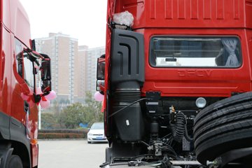 东风商用车 新天龙KL重卡 465马力 6X4牵引车(2.87速比)(DFH4250D)图片
