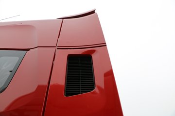 东风商用车 新天龙KL重卡 465马力 6X4牵引车(2.87速比)(DFH4250D)图片