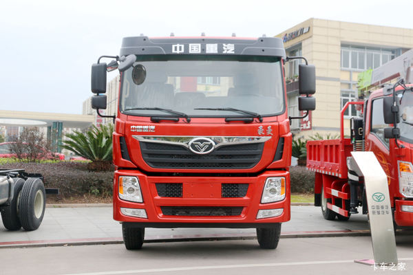 中国重汽 豪曼H5X中卡 220马力 6X2 6.8米栏板载货车(国六)(ZZ1258GC7FB1)