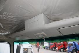 豪曼H5&nbsp;牵引车驾驶室                                               图片