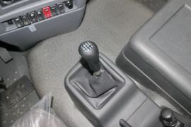 豪曼H5&nbsp;牵引车驾驶室                                               图片