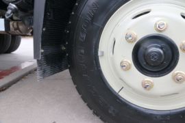 先锋&nbsp;载货车底盘                                                图片