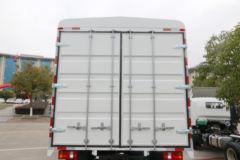 中国重汽 豪曼先锋H3 190马力 单排仓栅式轻卡(国六)