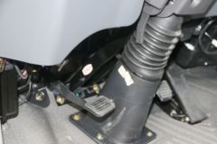 中国重汽 豪曼H3 先锋版 156马力 4.2米单排栏板轻卡(ZZ1048G17EB0) 中国重汽 豪曼H3 先锋版 156马力 4.2米单排栏板轻卡(ZZ1048G17EB0)