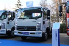 凯马 凯捷M6 130马力 4.2米单排栏板轻卡(KMC1046A33D5)