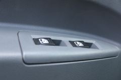 凯马 凯捷M6 130马力 4.2米单排栏板轻卡(KMC1046A33D5)