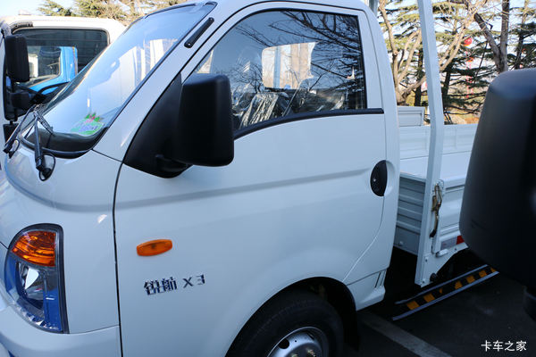 优惠0.7万 锐航载货车火热促销中