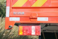 凯马 凯捷M8 6.77米排半栏板轻卡(国六)