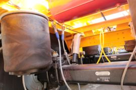 20英尺系列&nbsp;集装箱式半挂车底盘图片