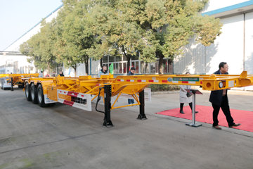 40英尺系列&nbsp;集装箱式半挂车外观图片