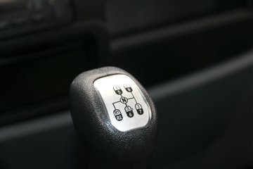 �й����� ����H3 129���� 4X2 �泵��(8��)ͼƬ