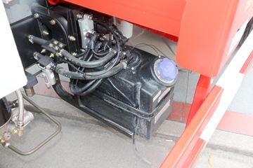 �й����� ����H3 129���� 4X2 �泵��(8��)ͼƬ