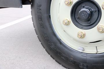 �й����� ����H3 129���� 4X2 �泵��(8��)ͼƬ