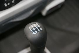 重汽豪曼底盘&nbsp;爆破器材运输车驾驶室图片