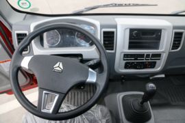 重汽豪曼底盘&nbsp;爆破器材运输车驾驶室图片