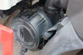 重汽豪曼底盘&nbsp;爆破器材运输车底盘图片