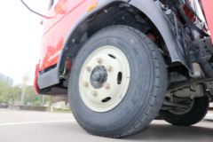 中国重汽 豪曼H3 115马力 4X2 4.05米单排易燃液体厢式运输车(华通牌)