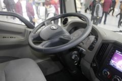 骐铃汽车 EV300 4.5T 4.15米单排纯电动厢式轻卡(JML5041XXYBEV03)86.02kWh