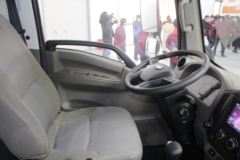 骐铃汽车 EV300 4.5T 4.15米单排纯电动厢式轻卡(JML5041XXYBEV03)86.02kWh