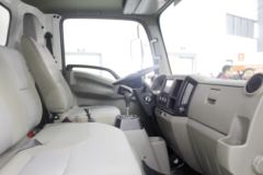 骐铃汽车 EV300 4.5T 4.15米单排纯电动厢式轻卡(JML5041XXYBEV03)86.02kWh