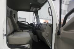 骐铃汽车 EV300 4.5T 4.15米单排纯电动厢式轻卡(JML5041XXYBEV03)86.02kWh