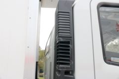 中国重汽 豪曼H3 115马力 4米单排冷藏车(ZZ5048XLCD17EB0)