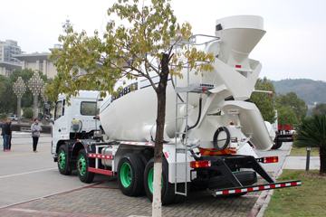 豪曼H5&nbsp;混凝土搅拌车外观                                                图片