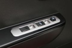 长安跨越者D5 舒适型 1.8L 133马力 3.05米双排栏板微卡