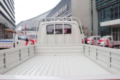 长安跨越者D5 舒适型 1.8L 133马力 3.05米双排栏板微卡