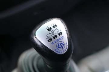 ���� ����GM6 170���� 4X2 4.2����ж��ͼƬ