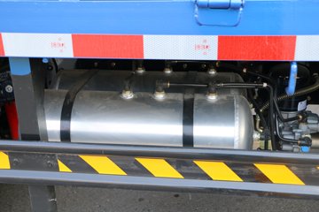 ���� ����GM6 170���� 4X2 4.2����ж��ͼƬ