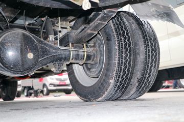 ������Խ �±�MINI 3.2T 2.8�׵��Ŵ��綯��ʽ΢��(������)44.03kWhͼƬ
