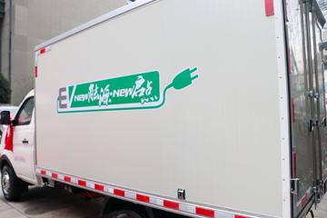 ������Խ��X3 3.5T 3.19�׵��Ŵ��綯��ʽ΢��53kWhͼƬ