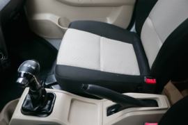 跨越王X3EV&nbsp;电动载货车内饰图片