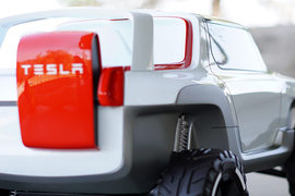 尤特&nbsp;皮卡上装                                                图片