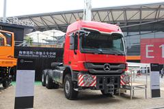 奔驰 Actros重卡 610马力 6X6 大件牵引车(型号4060)